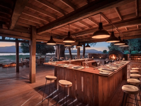 Nyamatusi-Camp-Mana-Pools-Zimbabwe-Safari_2019-Dook-16-1-1024x682