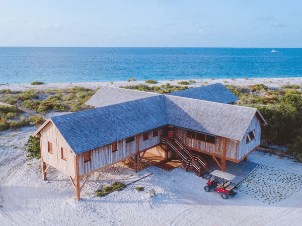 xbarbuda-belle-21.webp.pagespeed.ic.00sRxGiSQ8