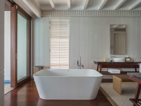 Park-Hyatt-St-Kitts-Presidential-Villa-Master-Bathroom