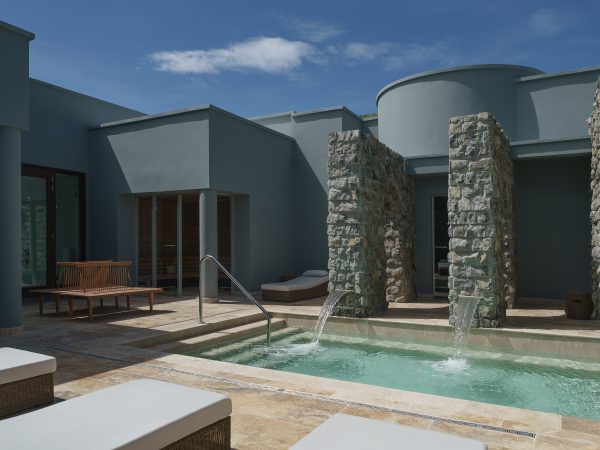 Park-Hyatt-St-Kitts-Spa-Locker-Room