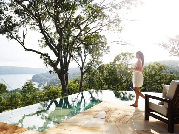 Pretty-Beach-House_Sydney-Surrounds_Infinity-Pool-Woman