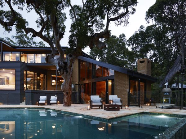 Pretty-Beach-House_Sydney-Surrounds_Lodge-View-Pool