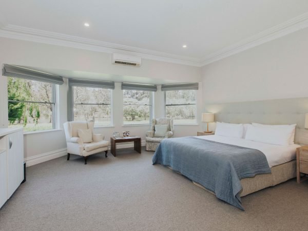 LL-CAPELODGE-