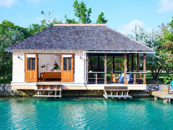 11-lagoon-cottages