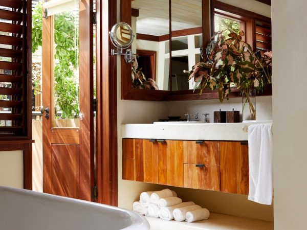 7-one-bedroom-beach-villa-carousel-2