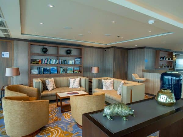 Quark Expeditions_World Explorer_Observation Lounge (5)