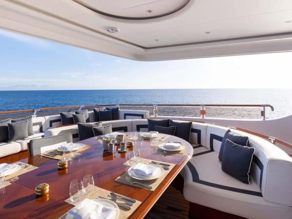 Aqua Mare_Top Deck_03