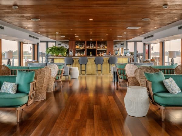 Aqua Mekong - Indoor Lounge and Bar - 01