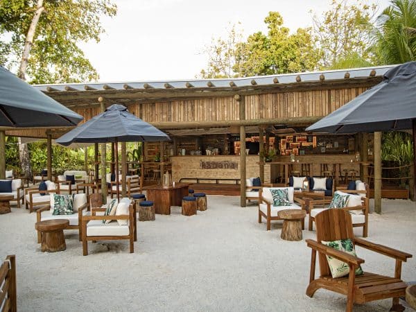 Constance-Ephelia-Restaurants_and_Bars-Kabana_Bar-01