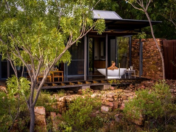 El-Questro-Homestead_The-Kimberley_Bathtub-Woman3