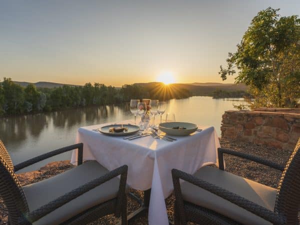 El-Questro-Homestead_The-Kimberley_Dinning-Cliffside-Sunset