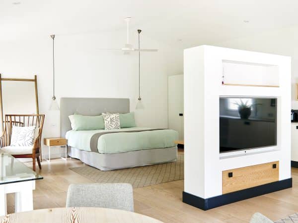 Orpheus-Island-Lodge_Great-Barrier-Reef_Suite-South-Suite_cSimonShiff